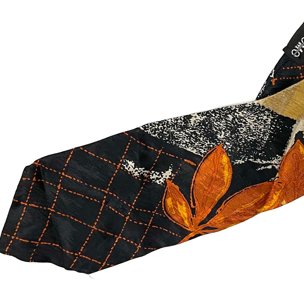 Mondouomo 100% Silk Tie